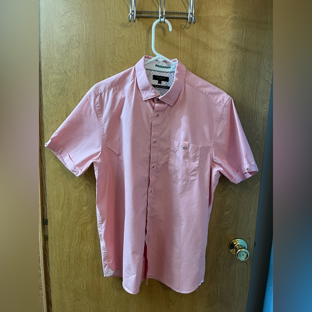 Men’s Ted Baker Pink Pinstripe Button Down Short Sleeve Size 5 / Large/ XL EUC